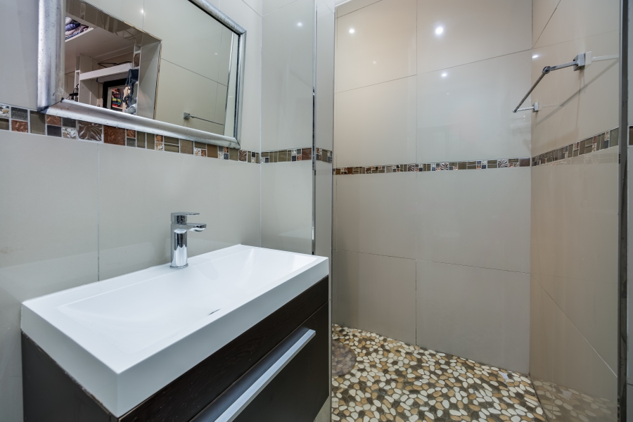 3 Bedroom Property for Sale in Jakarandas Western Cape